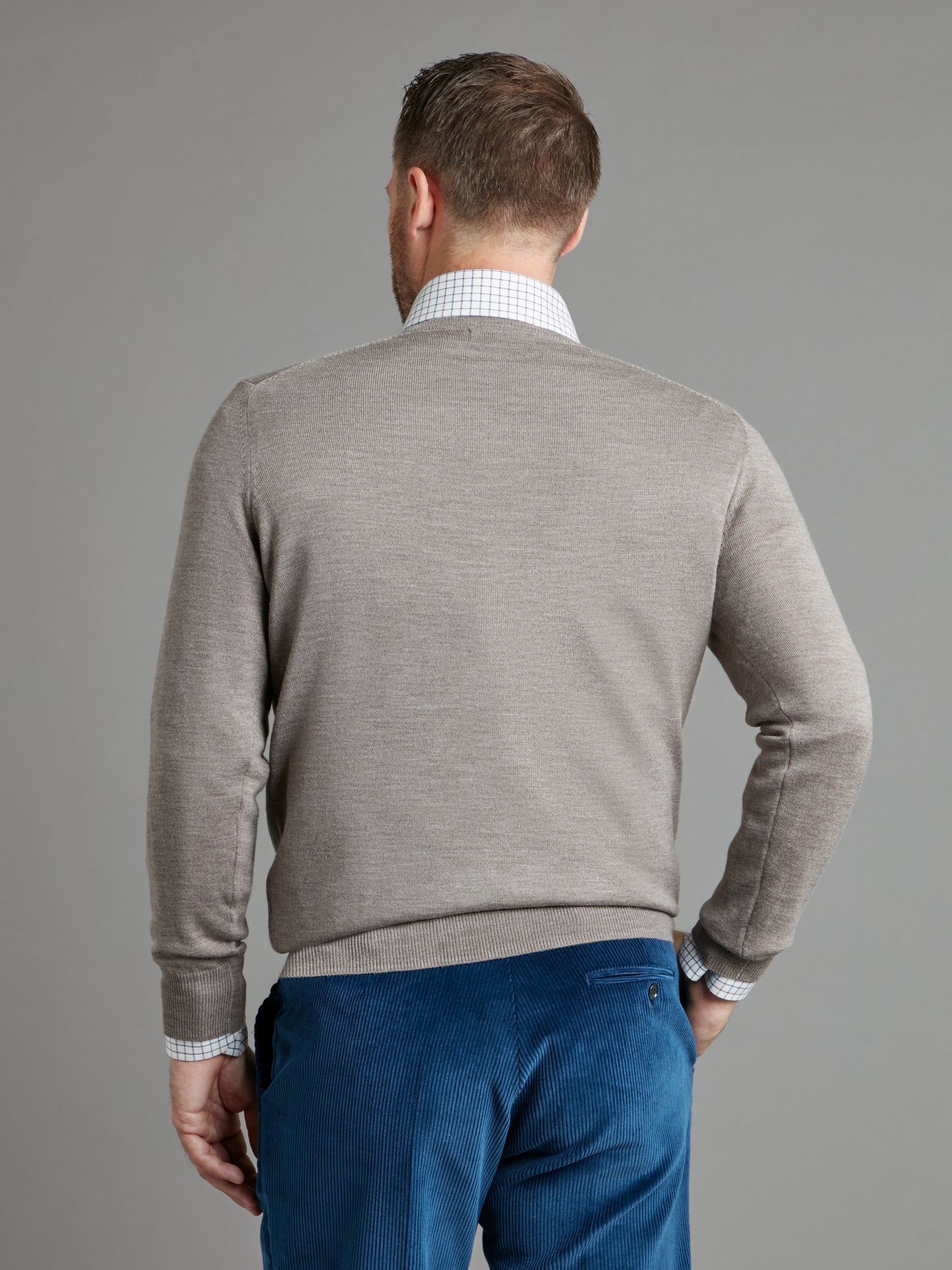 Merino V Neck Jumper - Mushroom