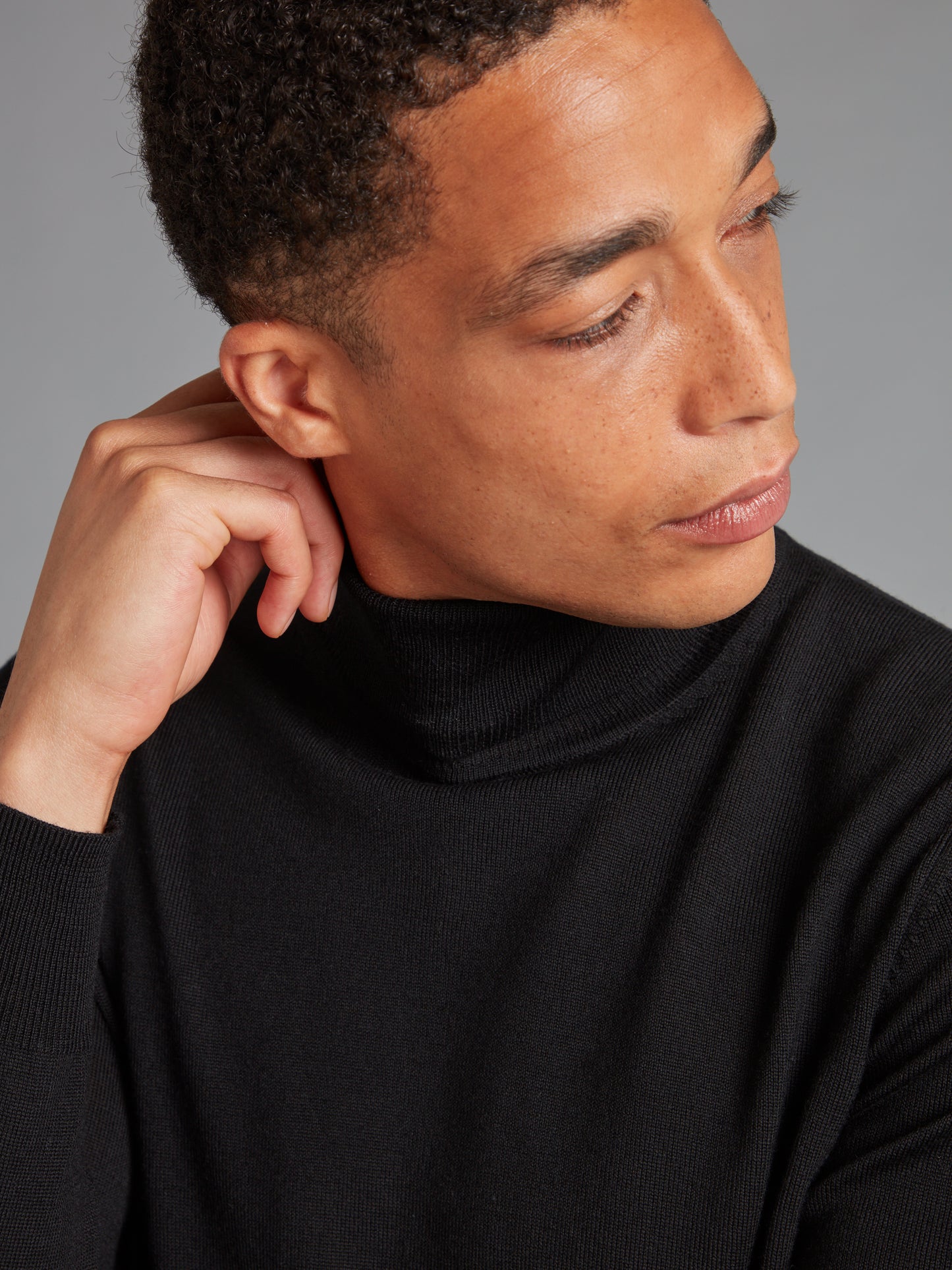 Roll Neck Merino Jumper- Black